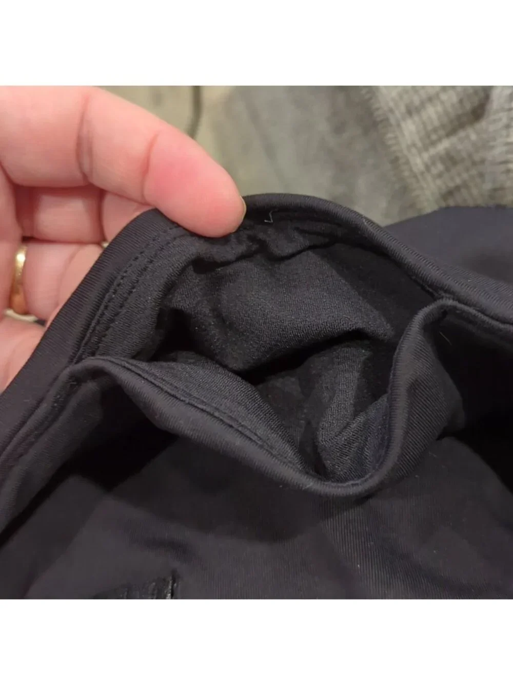 Lululemon Var-City Crop Black